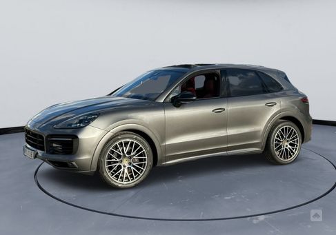 Porsche Cayenne, 2020