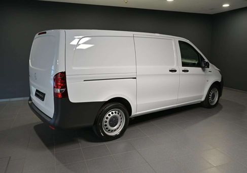 Mercedes-Benz Vito, 2023