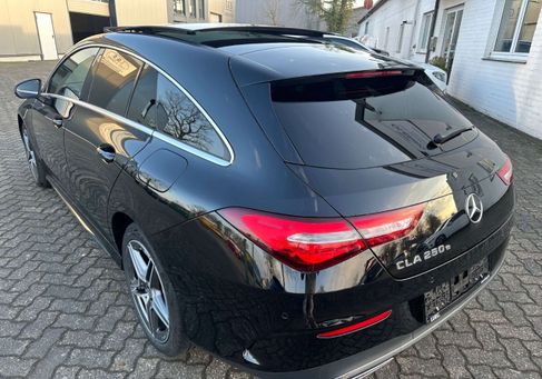 Mercedes-Benz CLA 250, 2022