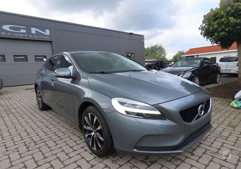 Volvo V40, 2019