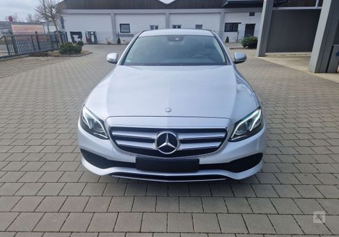 Mercedes-Benz E 220, 2017