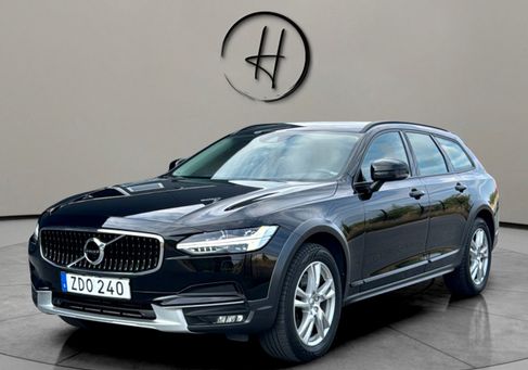 Volvo V90 Cross Country, 2018
