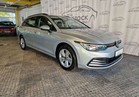 Volkswagen Golf, 2022