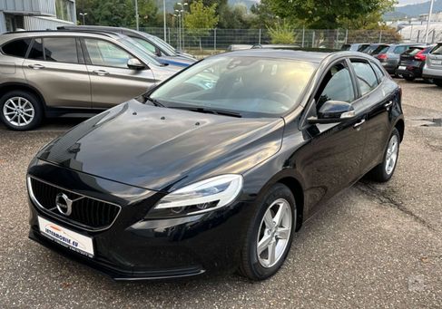 Volvo V40, 2018