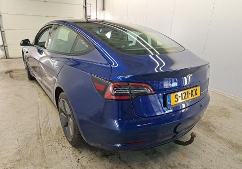 Tesla Model 3, 2023 3