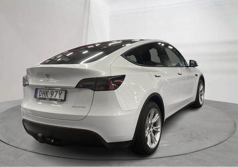 Tesla Model Y, 2023 3