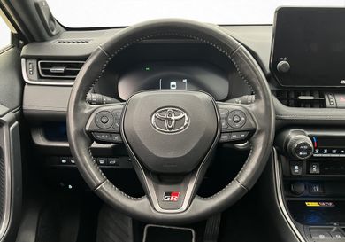Toyota RAV 4, 2024