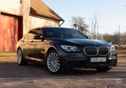 BMW 730, 2014