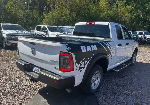 RAM 1500, 2019 3