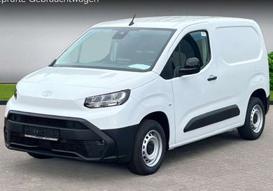Toyota, 2024