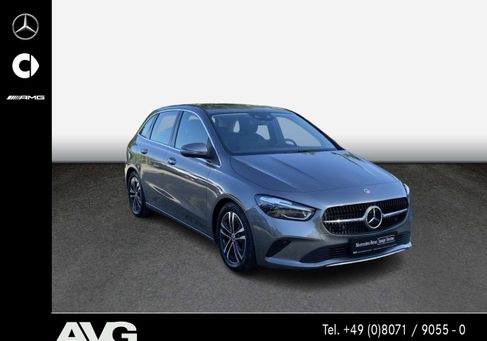 Mercedes-Benz B 200, 2023 3