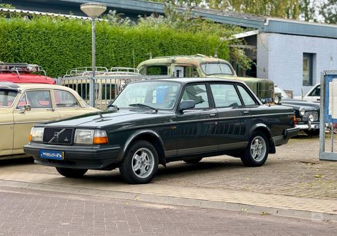 Volvo 240, 1991