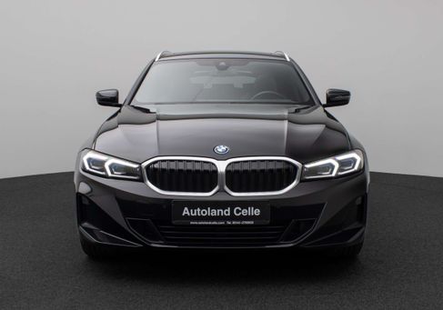 BMW 330, 2023 2