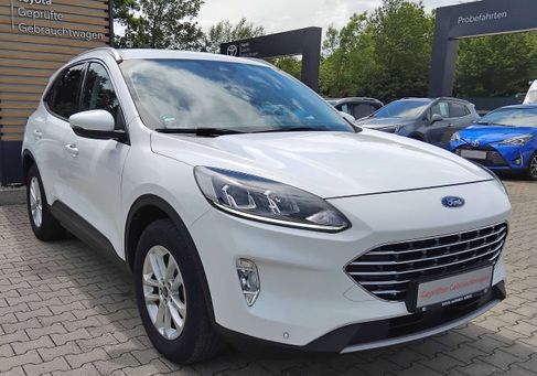 Ford Kuga, 2021