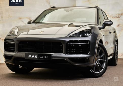 Porsche Cayenne, 2020