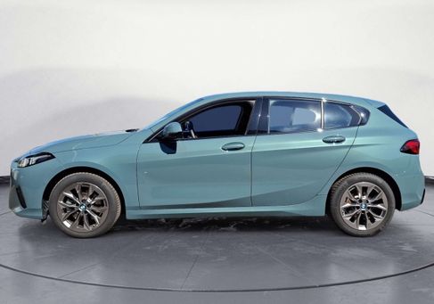 BMW 120, 2024