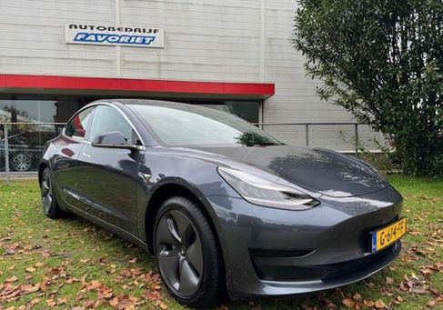 Tesla Model 3, 2019