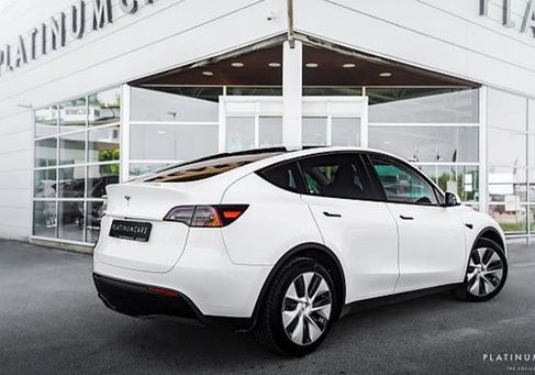 Tesla Model 3, 2023 2