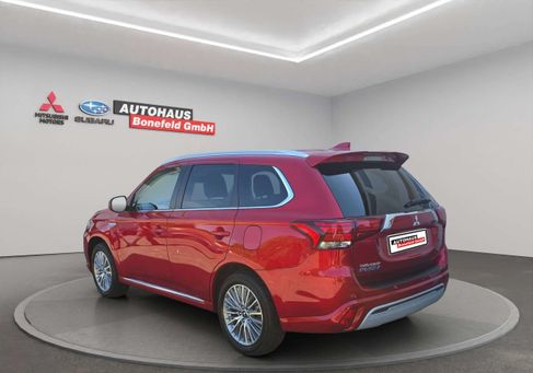 Mitsubishi Outlander, 2020