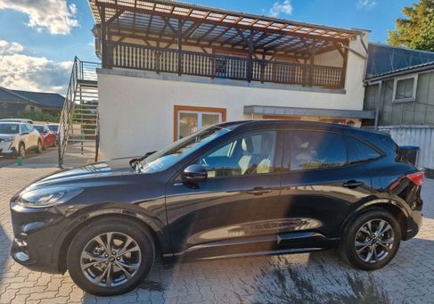 Ford Kuga, 2022