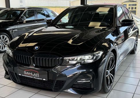BMW 330, 2019