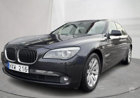 BMW 750, 2009