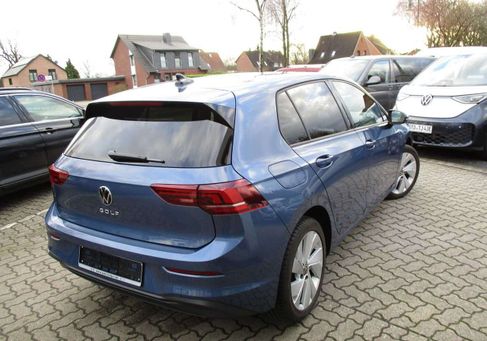 Volkswagen Golf, 2024 2