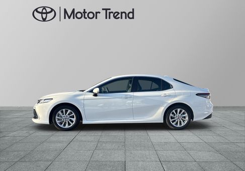 Toyota Camry, 2022