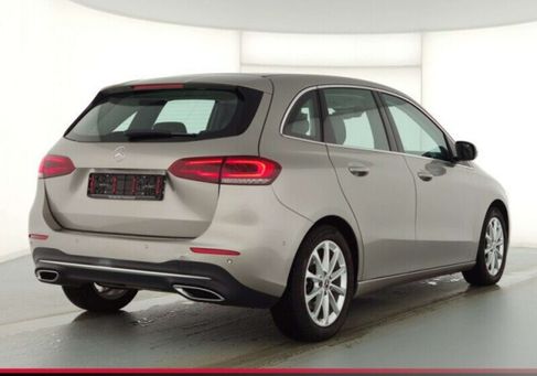 Mercedes-Benz B 220, 2020