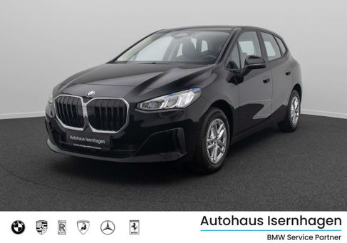 BMW 216, 2023