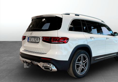 Mercedes-Benz GLB 200, 2022