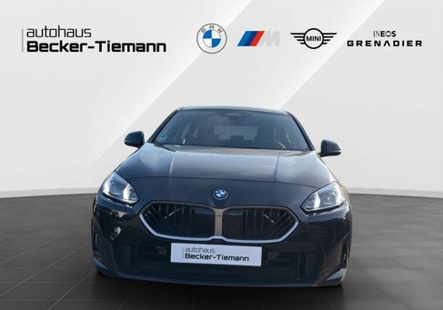 BMW 120, 2025