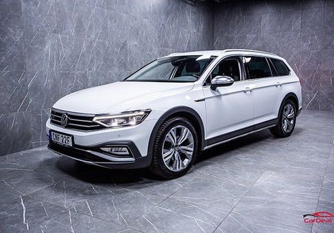 Volkswagen Passat, 2021