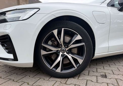 Volvo V60, 2020