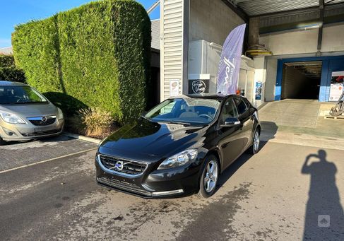 Volvo V40, 2013