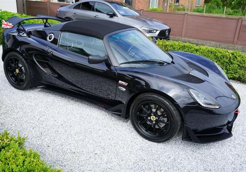 Lotus Elise, 2016