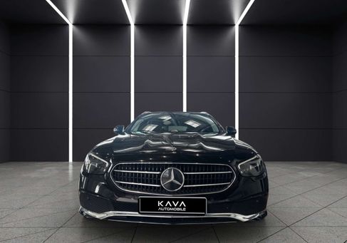 Mercedes-Benz E 200, 2020 2