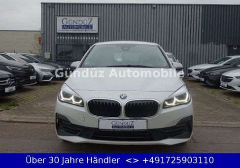 BMW 218, 2021