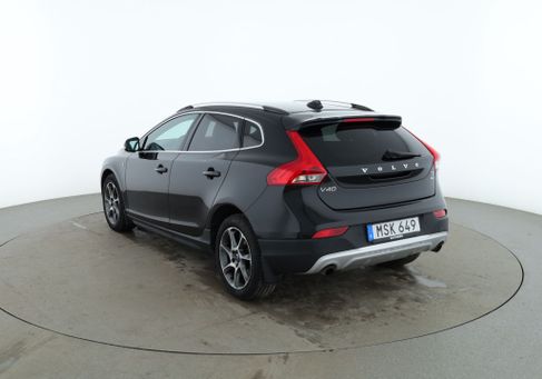 Volvo V40 Cross Country, 2016