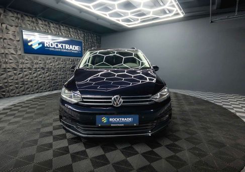 Volkswagen Touran, 2019 3