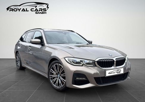 BMW 330, 2022