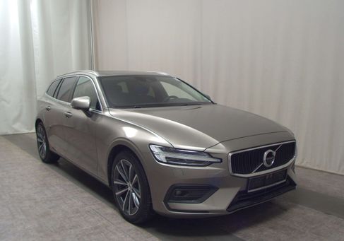 Volvo V60, 2021