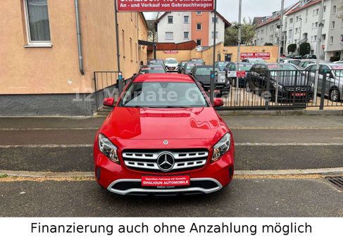 Mercedes-Benz GLA 200, 2019