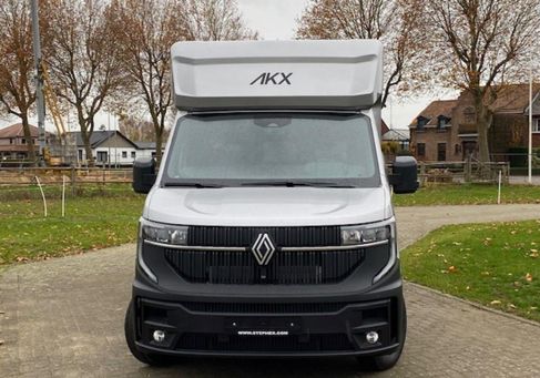Renault Master, 2025
