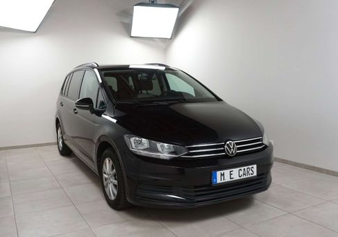 Volkswagen Touran, 2024 3