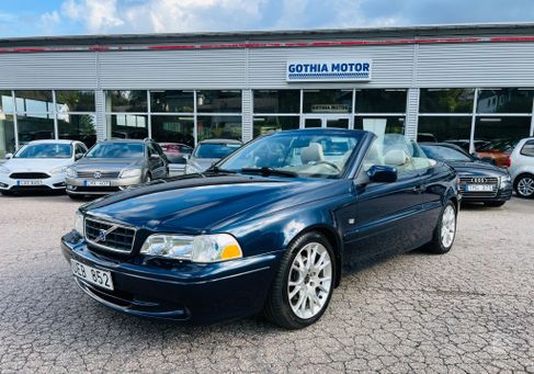 Volvo C70, 2004