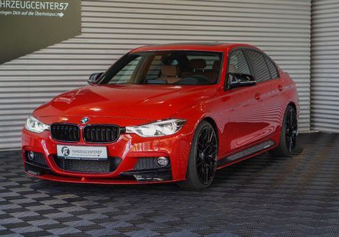 BMW 330, 2017
