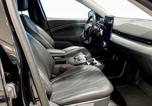 Ford Mustang Mach-E, 2022