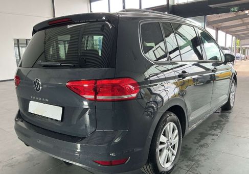 Volkswagen Touran, 2025 3