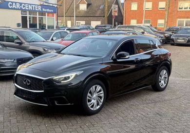 Infiniti Q30, 2017